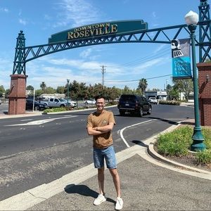 Meet your Posher, Duy